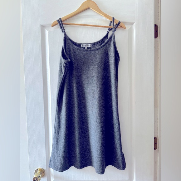 Absolutely Famous Gray Dress With Shrug. XL - Picture 5 of 13